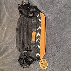 Wilderdog Mega Hip Pack (NWT)